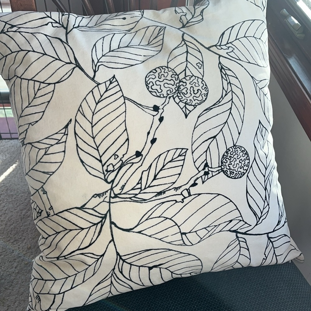 Black & White Decorative Leaf Pillow - Picture 2 of 2